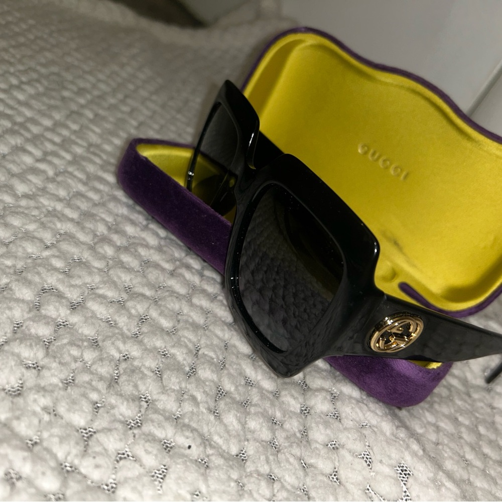 Gucci Black Sunglasses with Gold Accent - Picture 2 of 3